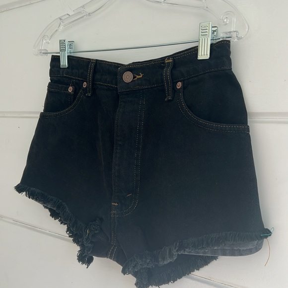 Levi’s Reworked Vintage Shorts - Picture 3 of 9
